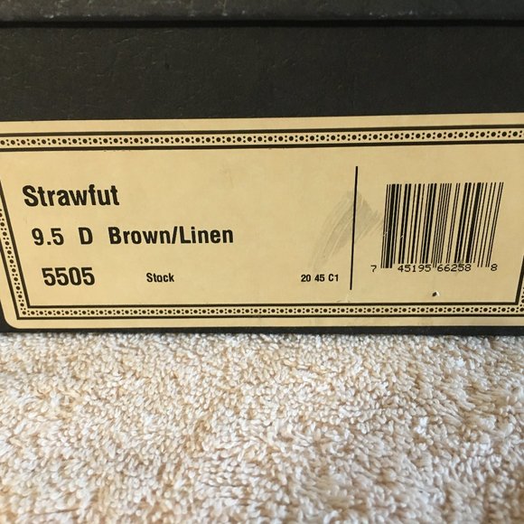 ALLEN EDMONDS STRAWFUT BALMORALS.  LEATHER AND LINEN.  NEW IN BOX main image 6